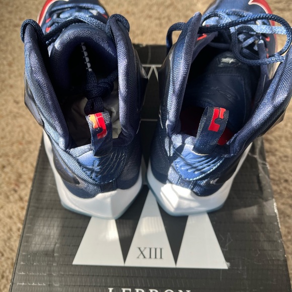 New- youth Nike LeBron James XIII (GS) with box (make offer) - Picture 5 of 7